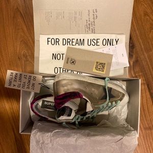 BRAND NEW golden goose superstar sneakers